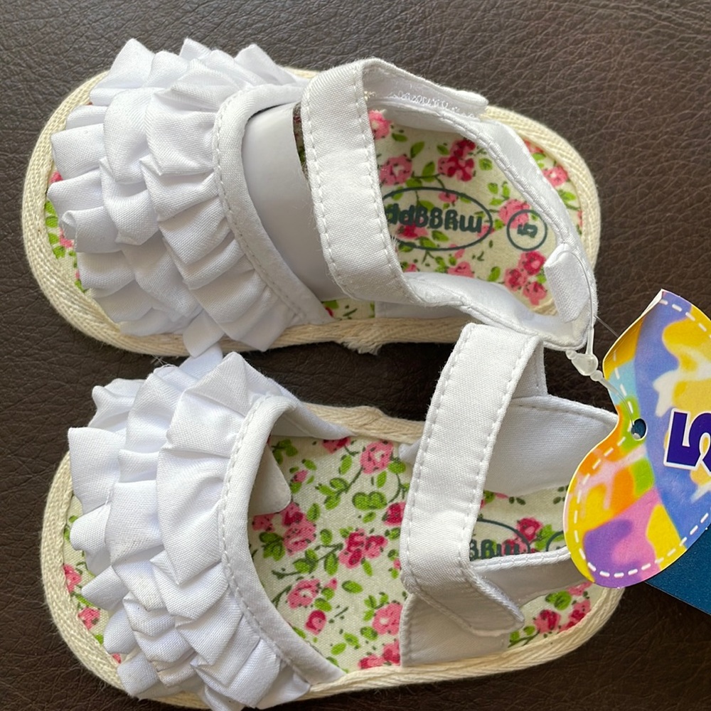 Toddler sandals white